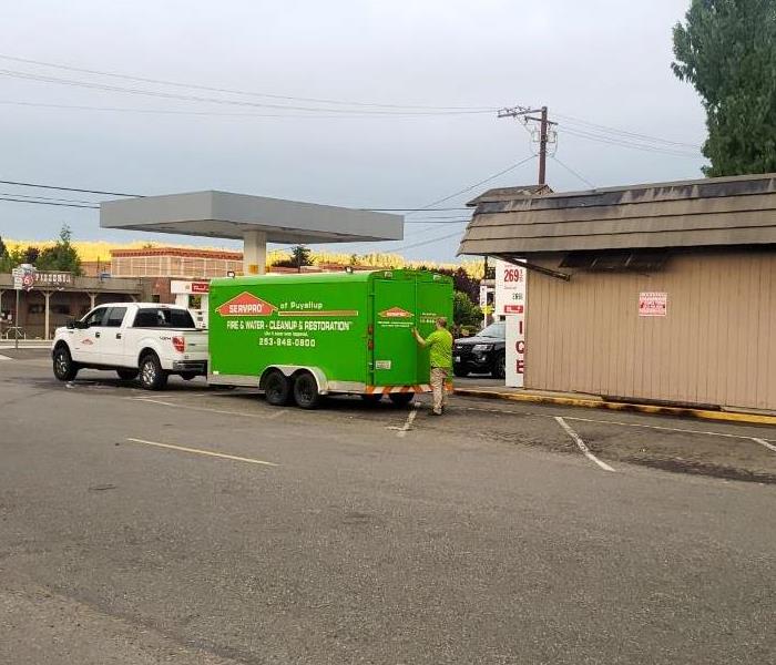SERVPRO truck and trailer at commercial property 
